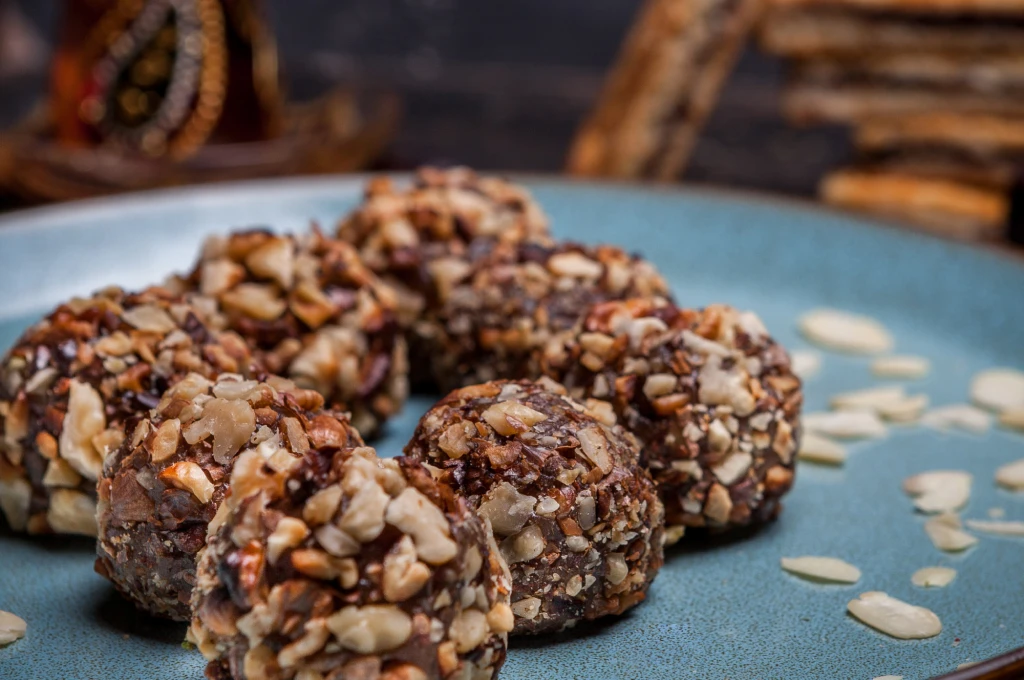 Bolitas crujientes de chocolate: Un bocado irresistible de sabor y textura