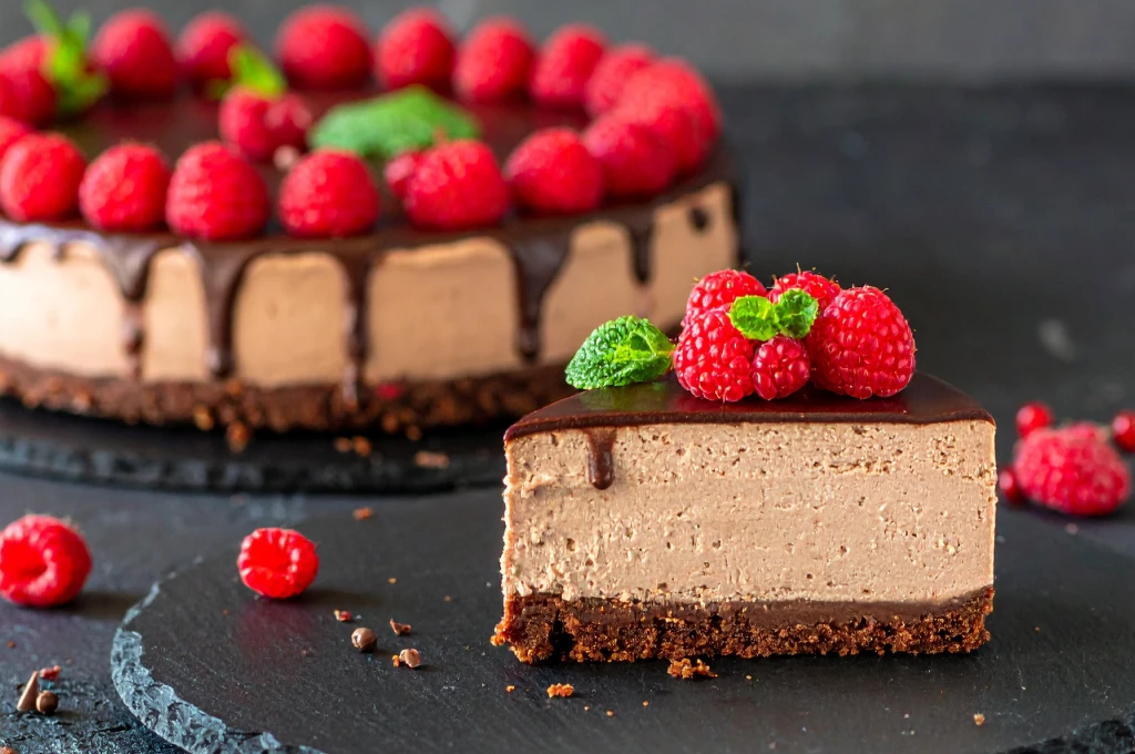 Cheesecake de chocolate y frambuesas